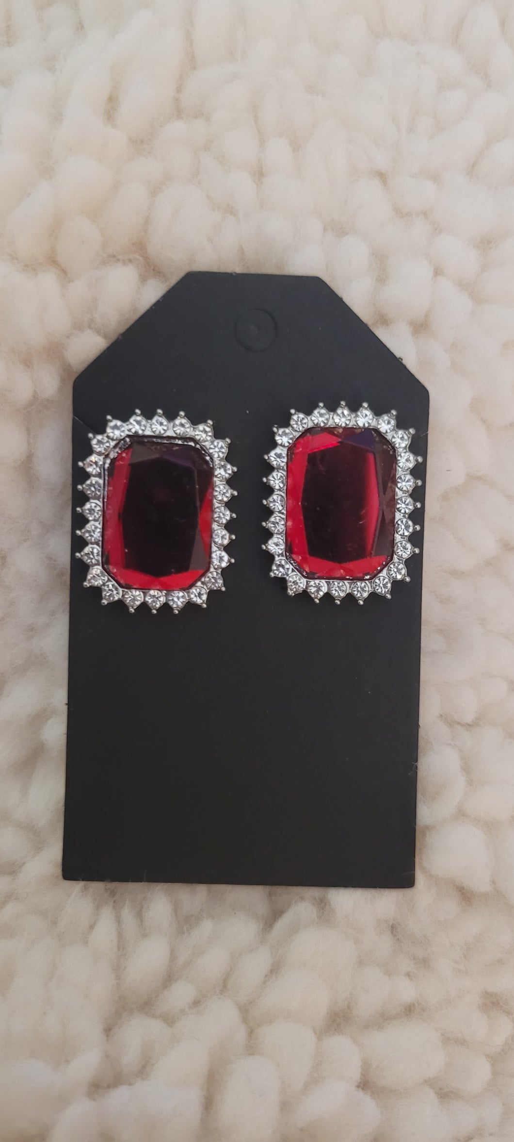 Red stone w/ rhinestone trim clip on earrings